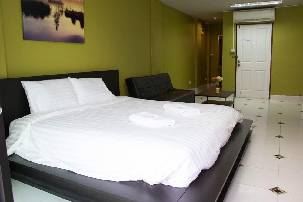 Br-Guesthouse Pattaya Exterior photo